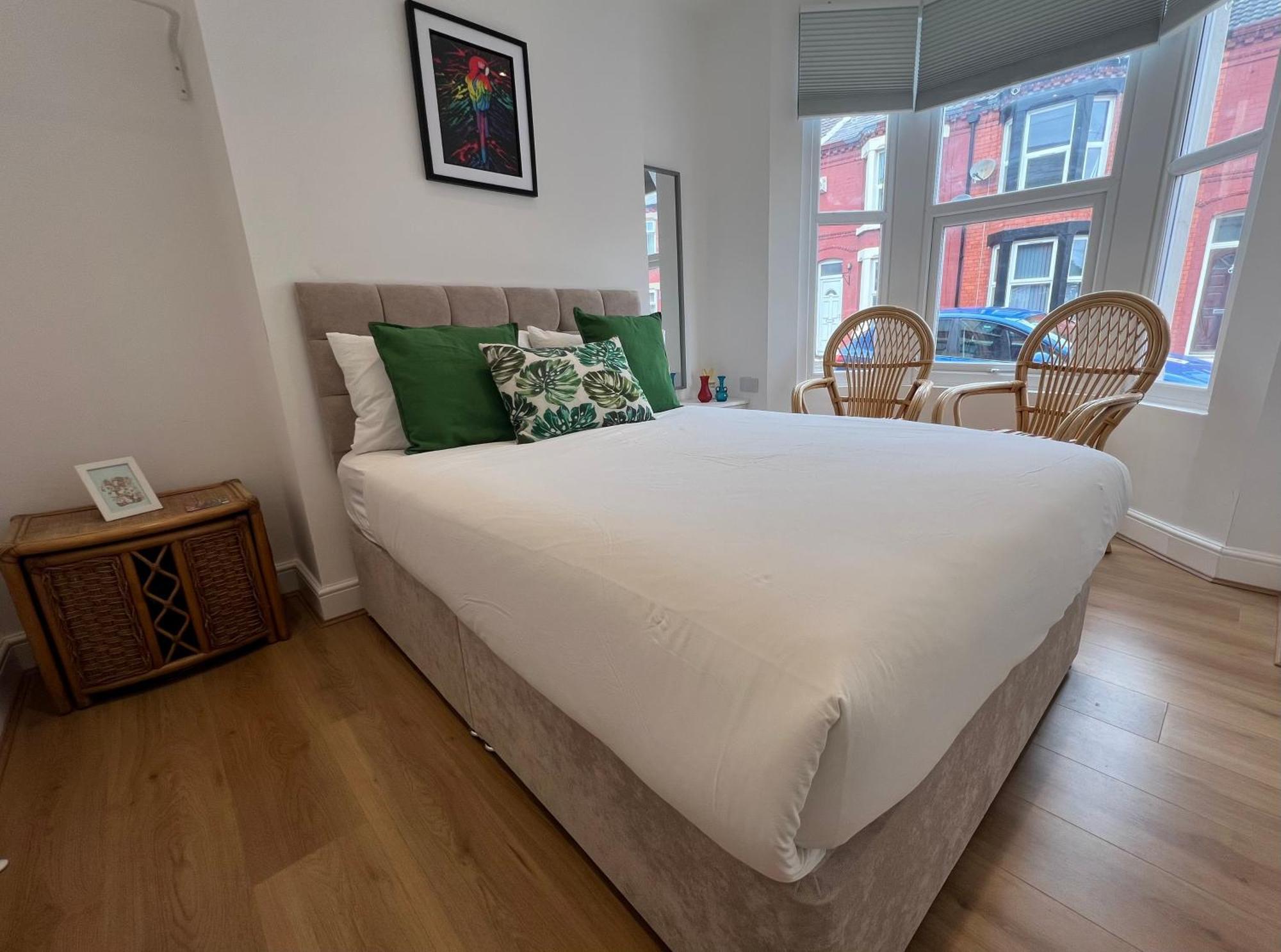 2025 Award Winner Liverpool Cherry House - 4 Bedrooms מראה חיצוני תמונה
